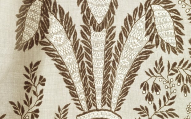Dettaglio della decorazione di un abito del futuro Edoardo VII, 1841 © Museum of London