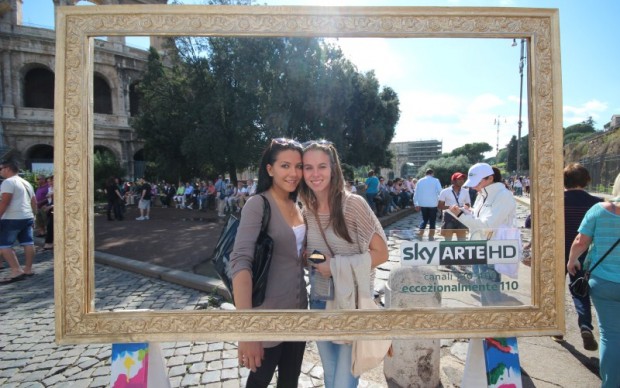 Roma, Sky Arte HD davanti al Colosseo