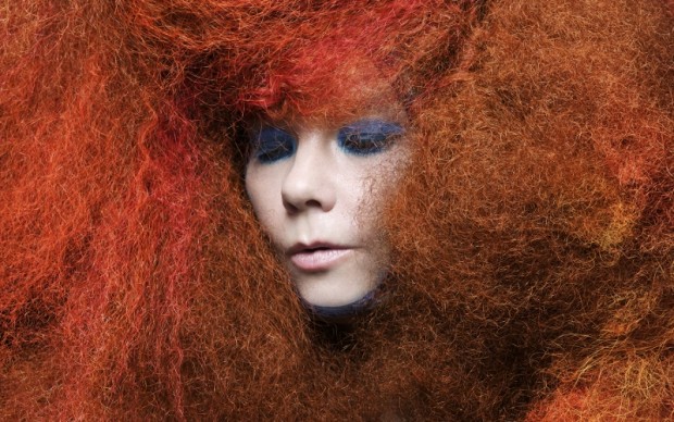 Björk in Biophilia (2)