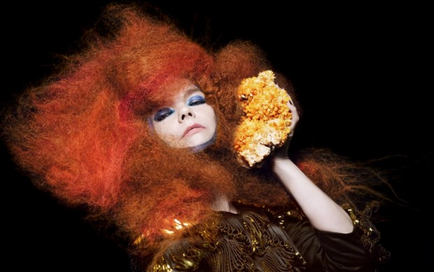 Björk in Biophilia (8)