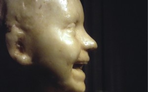 Medardo-Rosso,-Bambino-Sorridente,-cera