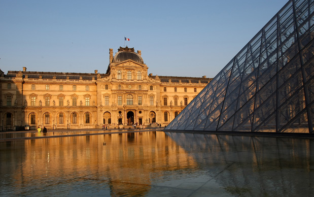 Museo del Louvre, Parigi