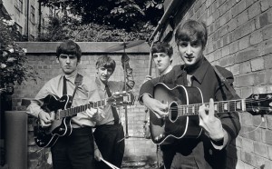 Terry O'Neill, I Beatles negli Abbey Road Studios mentre registrano il loro primo album Please Please Me, 1963