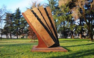 Maria_Cristina_Carlini_Vento_2013_legno_di_recupero_acciaio_corten_cm430x300x100