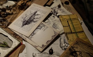 elisa bortolussi errante_dettaglio_teca_oggetti_disegni_foto_giulia_callino