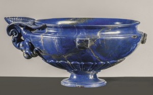 Botteghe granducali (Caroni ?), Coppa a catino, ante 1589, lapislazzuli. Firenze, Palazzo Pitti, Museo degli Argenti