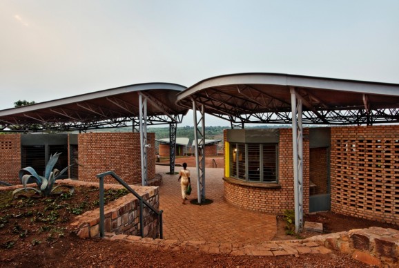 Sharon Davis Design, 
Women’s Opportunity Center, Kayonza, Ruanda, 2013. Foto: Elizabeth Felicella