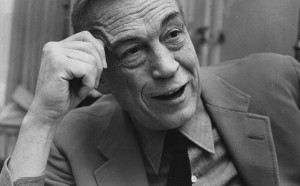 John Huston nel 1966 (Photo by Fred Mott/Evening Standard/Getty Images)