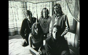 Janis Joplin e la band Big Brother and the Holding Company, protagonisti del documentario Nine Hundreds Nights