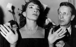 Maria Callas a Parigi per il suo primo concerto in Francia, nel dicembre del 1958 Maria Callas a Londra nel settembre del 1977 (Photo by Central Press/Getty Images)