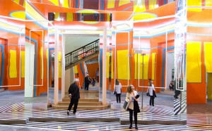 Daniel Buren, Axer / Désaxer, Lavoro in situ, 2015, Madre, Napoli. Courtesy l’artista / the artist, GALLERIA CONTINUA, San Gimignano, Beijing, Les Moulins, La Habana e / and Studio Trisorio, Napoli. Photo © Amedeo Benestante