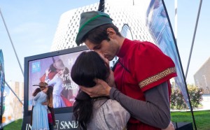 Flash Mob Bacio Hayez Expo 2015 Padiglione Intesa Sanpaolo ©-Maurizio-Tosto