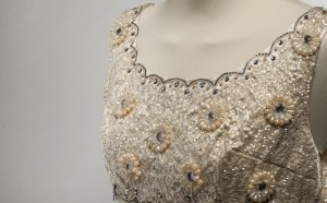 Museo del Tessuto di Prato Abito_cerimonia_1967_dettaglio