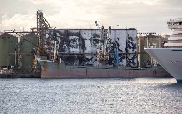 Waterfront Vhils a Catania street art murales porto