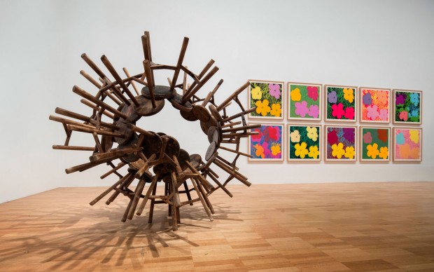 Veduta dell'allestimento della mostra Andy Warhol | Ai Weiwei, National Gallery of Victoria, 11 dicembre 2015 – 24 aprile 2016. Andy Warhol artwork © 2015 The Andy Warhol Foundation for the Visual Arts, Inc./ARS, New York. Administered by Viscopy, Sydney; Ai Weiwei artwork © Ai Weiwei. Photo: John Gollings