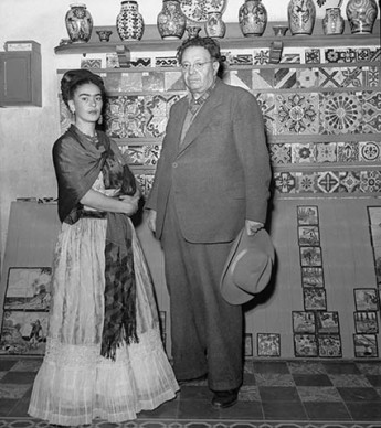 Frida Kahlo e Diero Rivera, fotografati da Leo Matiz in Messico nel 1943 ©Eva Alejandra Matiz and “The Leo Matiz Foundation”