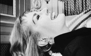 Anita Ekberg nel 1960 (Photo by Hulton Archive/Getty Images)