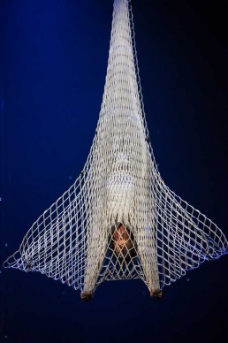 Cirque du Soleil, Varekai. Photo by Perla Global Media – Costumes by Eiko Ishioka © Cirque du Soleil 2015
