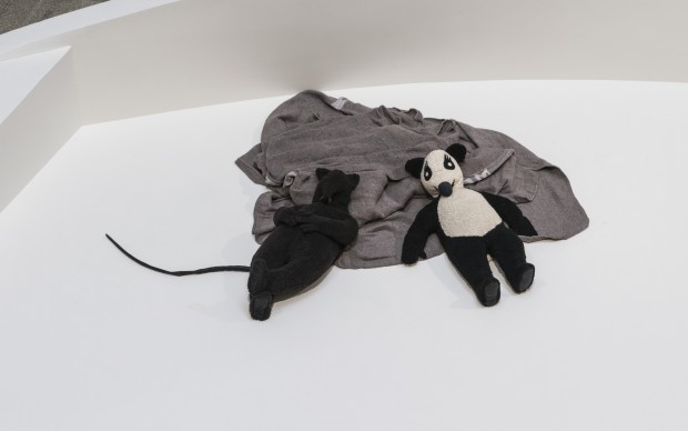 Peter Fischli David Weiss , Rat and Bear (Sleeping), 2008 , Jumex Collection, Mexico City. Photo: David Heald © Solomon R. Guggenheim Foundation
