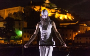 NOGRAVITY4MONKS-festival-del-circo