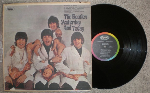 beatles butcher cover photo by Laurs fonte Flickr