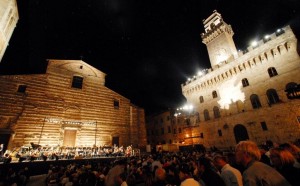 CANTIERE internazioonale d'arte montepulciano_concerto sinfonico Piazza Grande