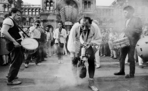 Compagnie Lubat, Piazza Duomo, Milano © Silvia Lelli e Roberto Masotti