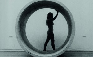 Robert Morris, Neo Classic, 1971, still da video