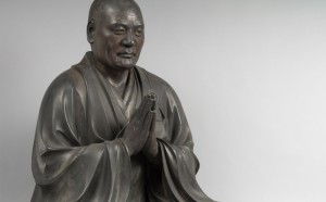 Monaco, Periodo Kamakura, XIII secolo. Legno dipinto, altezza 82,8 cm. Tōfukuji, Kyoto, Importante proprietà culturale