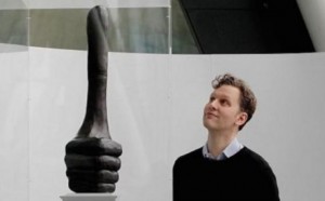 Really-Good-di-David-Shrigley-fourth plinth londra 2016