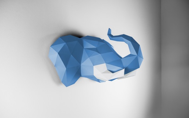 papertrophy Elefant Wand Blau Weiß