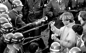 revolution victoria and albert museum londra mostra