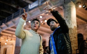 Alejandro Aravena e Jovanotti (foto Jacopo Salvi courtesy La Biennale di Venezia)