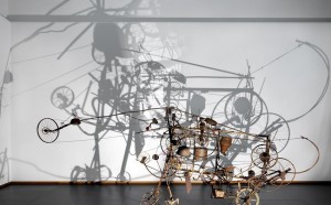 Jean Tinguely, Gismo, 1960, coll. Stedelijk Museum Amsterdam. Foto Gert Jan van Rooij