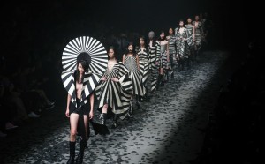 Mercedes-Benz China Fashion Week_Gareth Pugh