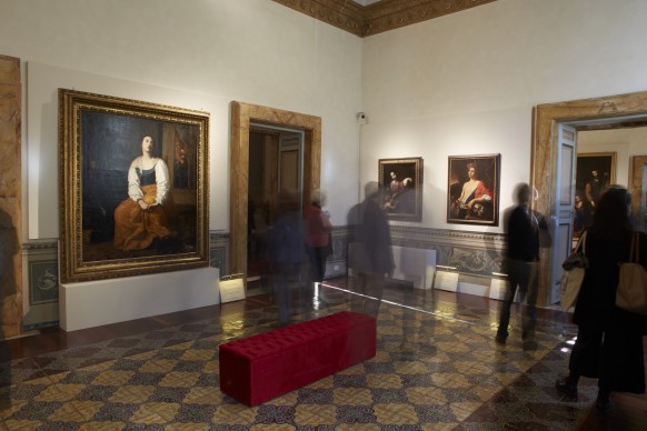 Installation view della mostra  “Artemisia Gentileschi e il suo tempo”, al Museo di Roma Palazzo Braschi dal 30 novembre 2016 al 7 maggio 2017