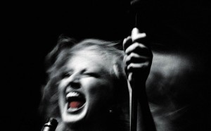 Mina, rappresentata dall'artista e fotografo Mauro Balletti