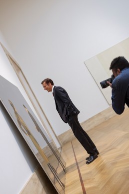Master of Photography: Ritratto di una star. Clive Owen posa per i concorrenti alla Galleria Nazionale d'Arte Moderna e Contemporanea di Roma