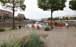 "Jardins fantômes", permanent installation, Bassin du Roy - le Havre. Photo credit: Courtesy Studio Baptiste Debombourg & Galerie Patricia Dorfmann - Paris
