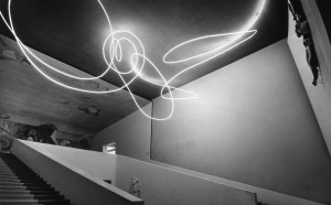 Lucio Fontana Struttura al neon per la IX Triennale di Milano, 1951 Tubo di cristallo con neon bianco © Fondazione Lucio Fontana, Milano