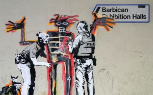 Banksy-murale davanti mostra Barbican di Londra - omaggio a Jean-Michel-Basquiat