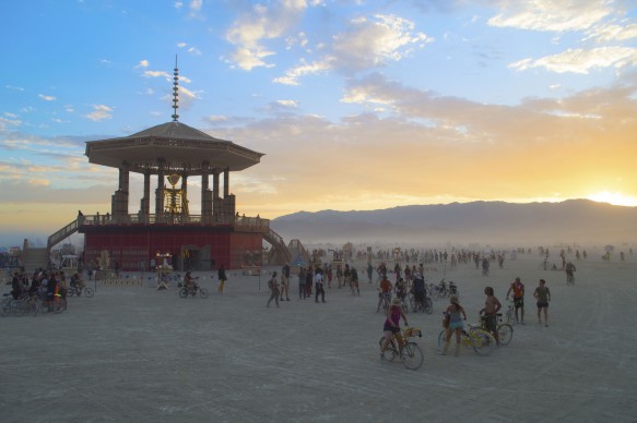 Burning Man 2017, photo by BLM Nevada, fonte Flickr