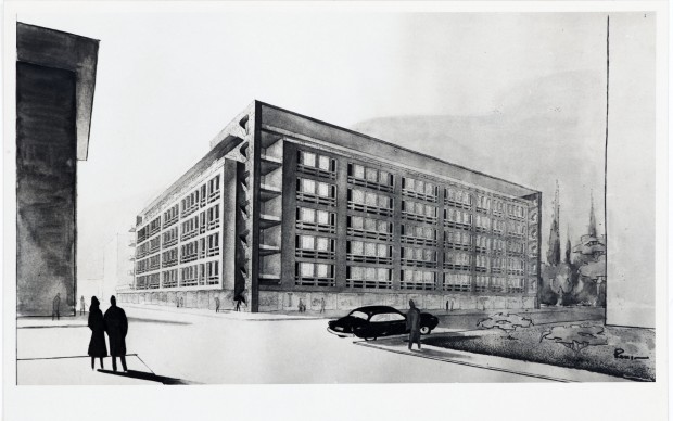 Armando Ronca, Edificio residenziale multipiano con albergo e negozi, Bolzano, 1952-1954. Foto Werner Feiersinger