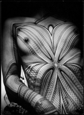 Werner Bischof, Breast with grid, Zurich, Switzerland, 1941 © Werner Bischof - Magnum Photos