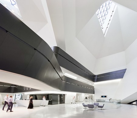 Zaha Hadid Architects, KAPSARC (King Abdullah Petroleum Studies and Research Center), Arabia Saudita © Hufton+Crow