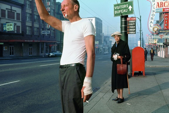 Fred Herzog, Man with bandage, 1968, Courtesy of Equinox Gallery, Vancouver © Fred Herzog, 2016