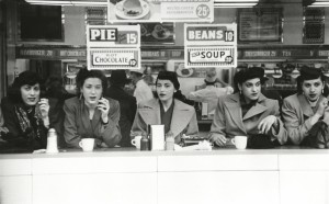 Robert Frank 14th Street White Tower – New York City, 1948 Gelatin silver print © Robert Frank, Sammlung Fotostiftung Schweiz, Schenkung des Künstlers