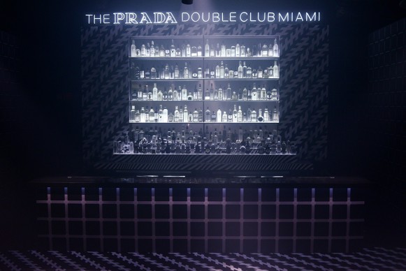 “The Prada Double Club Miami”, un progetto di Carsten Höller presentato da Fondazione Prada Miami, 5-7 dicembre 2017. Foto: Casey Kelbaugh. Courtesy Fondazione Prada