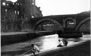 Mario Carbone, Pescatori e isola Tiberina, Museo in Trastevere 1956