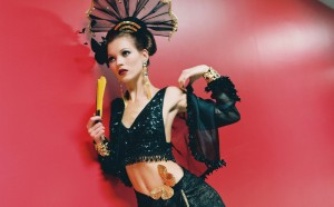 Helmut Newton Yves Saint Laurent, Paris, 1993 © Helmut Newton Estate